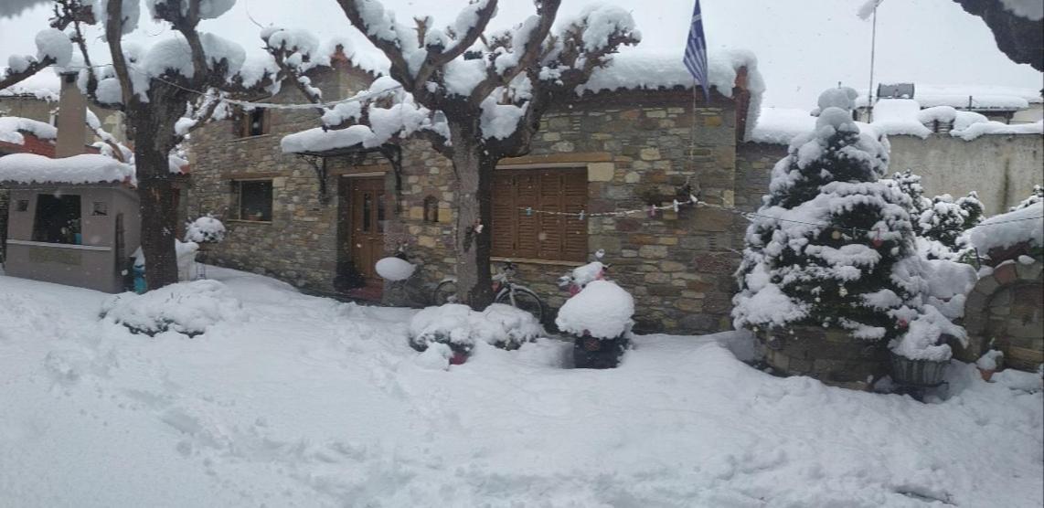 "The Stone" Appartement Agios Vlasios  Buitenkant foto
