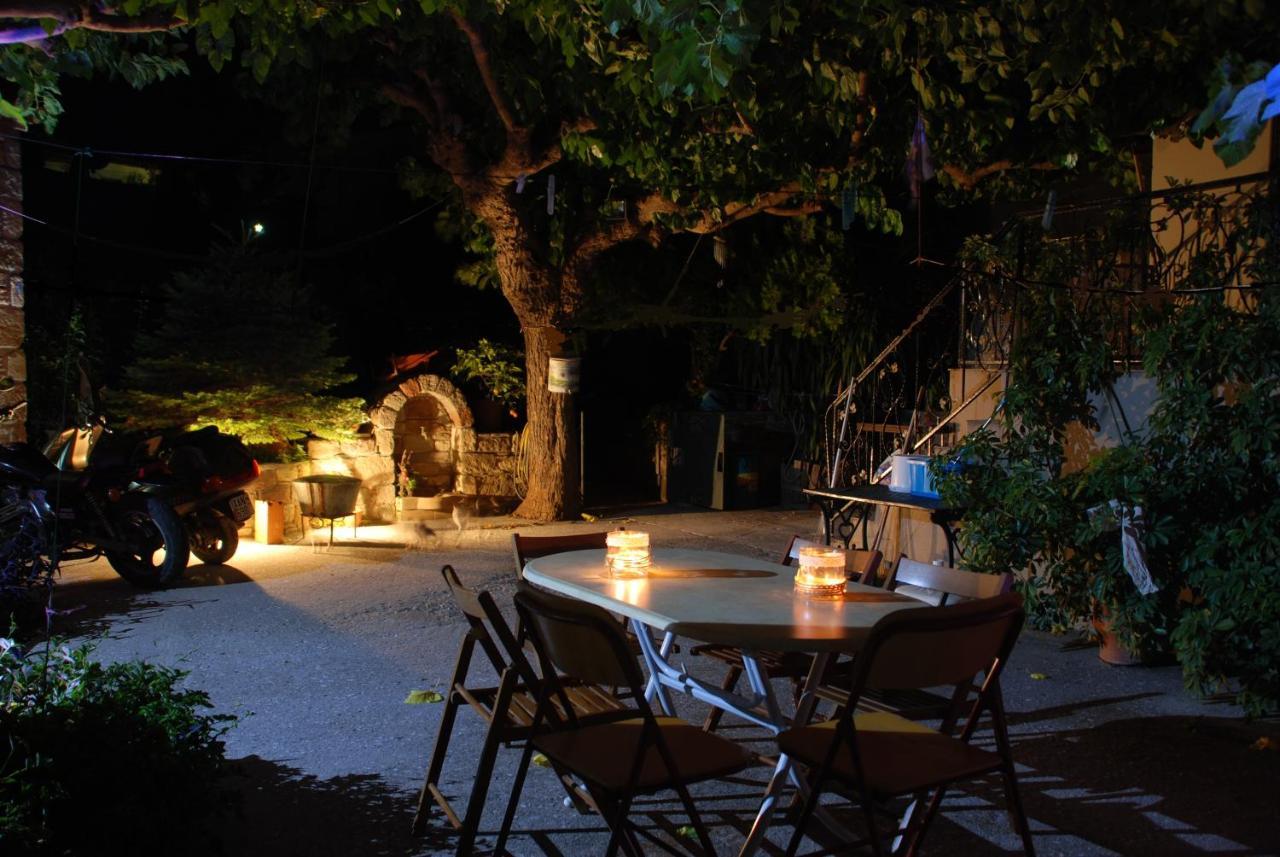 "The Stone" Appartement Agios Vlasios  Buitenkant foto