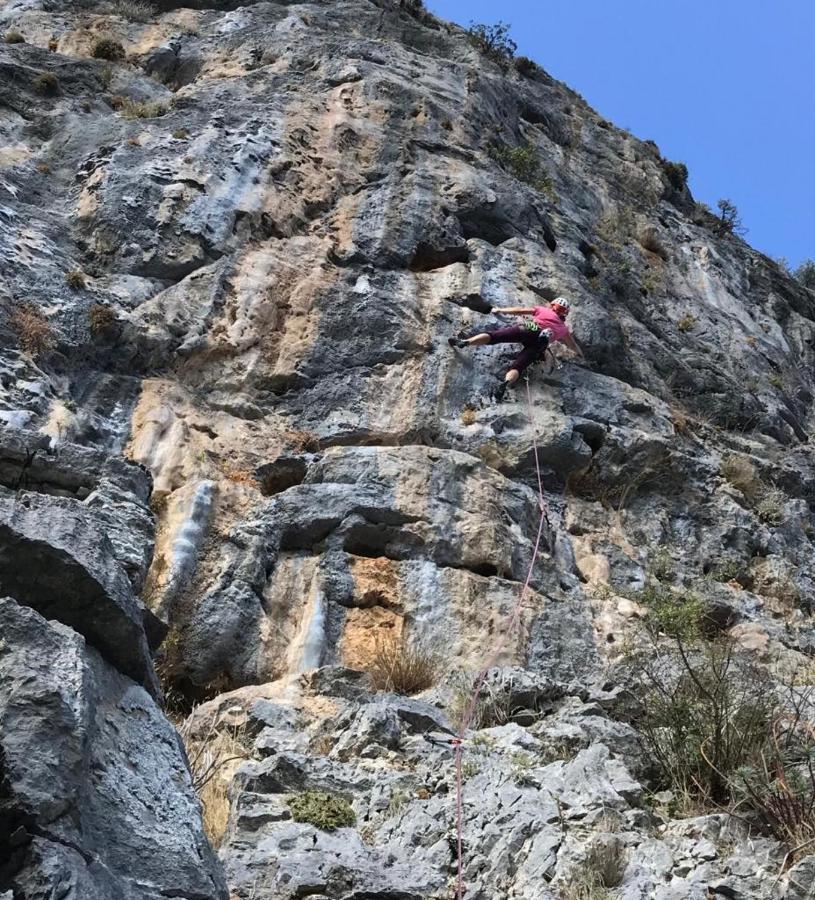 "The Stone" Appartement Agios Vlasios  Buitenkant foto